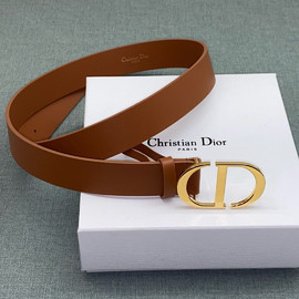 Женский кожаный ремень Dior коричневый