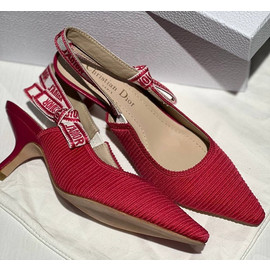Красные босоножки Christian Dior