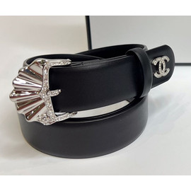Черный кожаный ремень Chanel женский