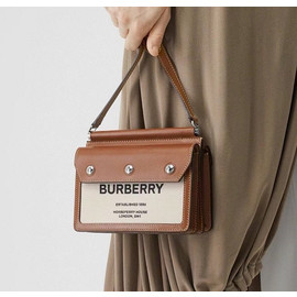 Женская сумка Burberry Title коричневая