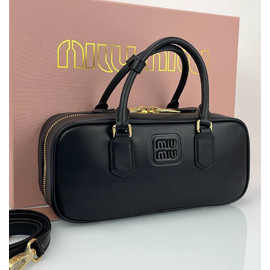 Женская кожаная сумка Miu Miu Arcadie черная
