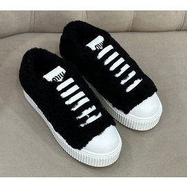 Женские кроссовки из меха Miu Miu черные