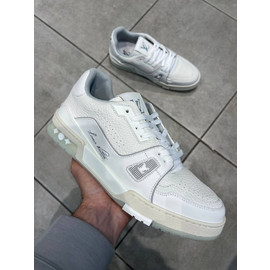 Кожаные белые кроссовки Louis Vuitton Trainer