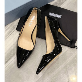 Женские кожаные черные туфли Prada на высоком каблуке