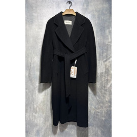 Черное пальто Max Mara