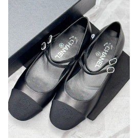 Кожаные черные балетки Chanel