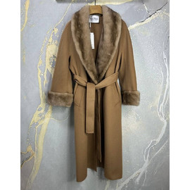 Женское шоколадное пальто с мехом Max Mara Женское шоколадное пальто с мехом Max Mara