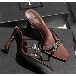 Женские босоножки Saint Laurent шоколадные