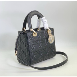 Кожаная сумка Christian Dior Lady Medium черная с золотом 24 см