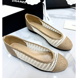 Вязаные белые с бежевым балетки Chanel