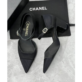 Туфли Chanel из текстиля на устойчивом каблуке