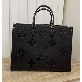 Женская кожаная сумка Louis Vuitton Onthego GM черная
