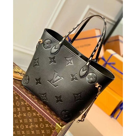 Женская кожаная сумка Louis Vuitton NeverFull MM черная