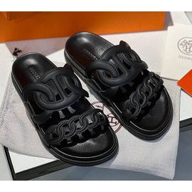 Кожаные черные шлепанцы Hermes