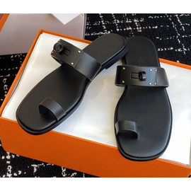 Женские кожаные шлепанцы Hermes July черные Женские кожаные шлепанцы Hermes July черные