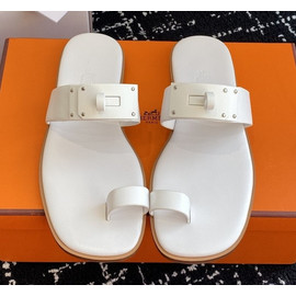 Женские кожаные шлепанцы Hermes July белые Женские кожаные шлепанцы Hermes July белые