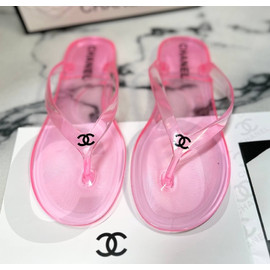 Женские силиконовые тонги Chanel розовые