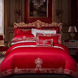 Постельное белье в стиле La Perla красное сатин люкс