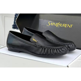 Женские кожаные лоферы Saint Laurent черные