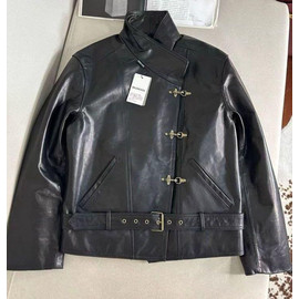 Женская кожаная куртка Balenciaga черная