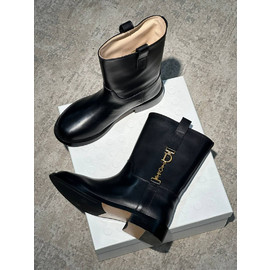 Женские короткие сапоги Christian Dior черные