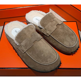 Женские замшевые коричневые мюли Hermes Go с мехом