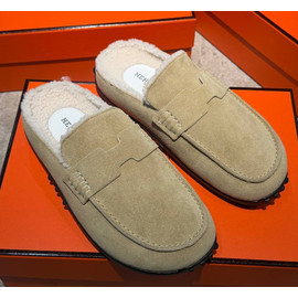 Женские замшевые бежевые мюли Hermes Go с мехом