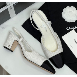 Слингбэки из твида Chanel белые на среднем каблуке