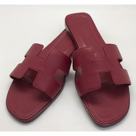 Женские кожаные шлепки Hermes Oran бордовые