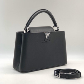 Кожаная сумка Louis Vuitton Capucines PM черная
