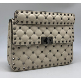 Сумка из кожи Valentino Garavani Rockstud Spike