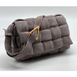 Женская сумка Bottega Veneta Padded Cassette серая