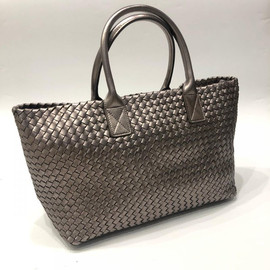 Женская кожаная сумка Bottega Veneta Cabat