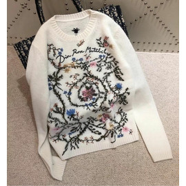 Женский белый свитер Christian Dior